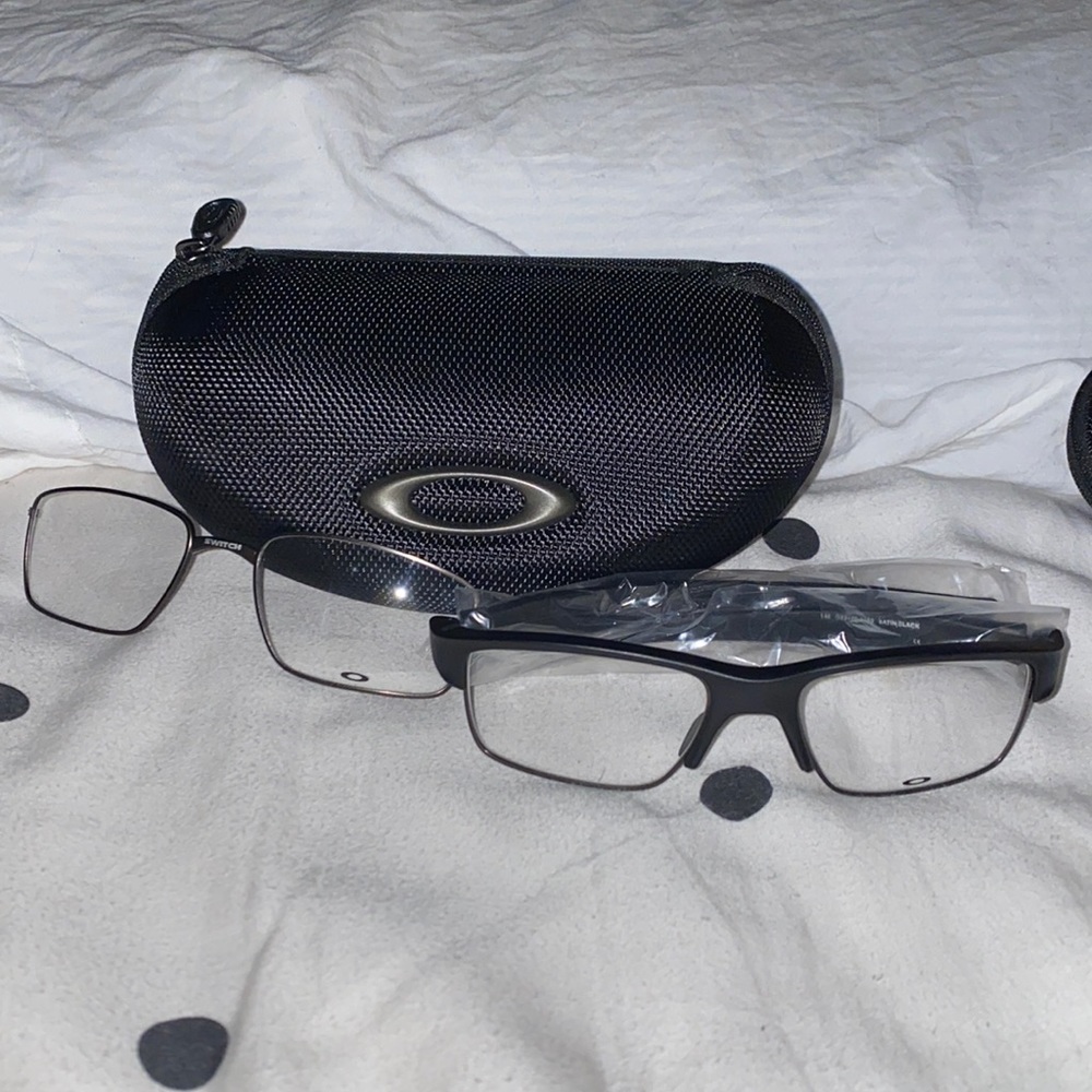 Ophthalmic Oakley Crosslink Switch